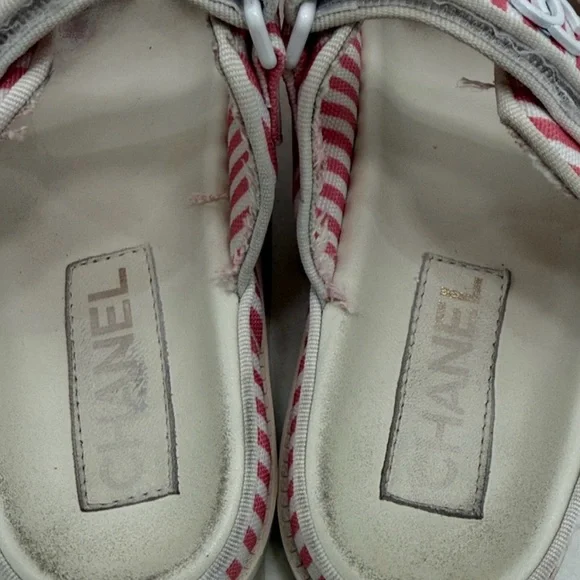 Chanel Printed Calfskin Velcro Dad Flat Mules Sandals Red Stripe 38 EU / 8 US - Picture 7 of 10